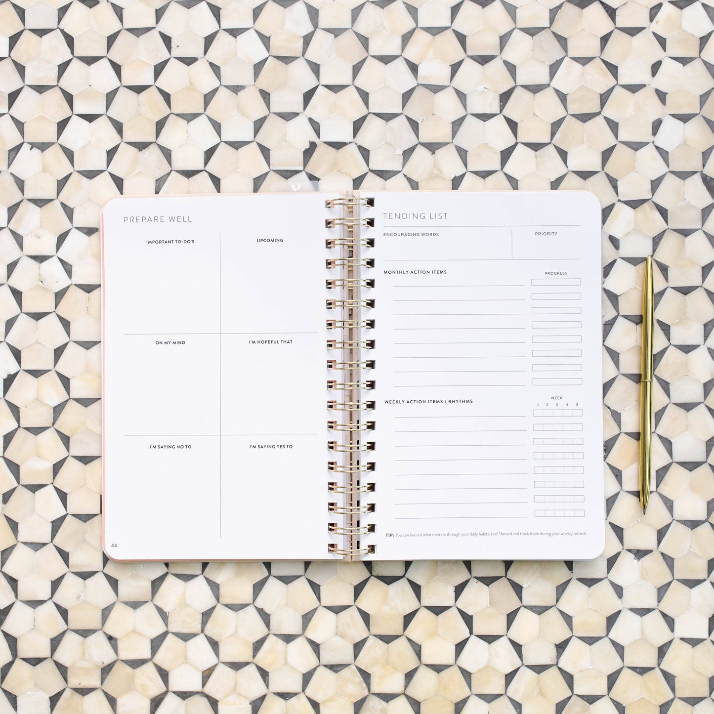 Fresh Start Daily Goal Planner | Natural Spiral | Undated